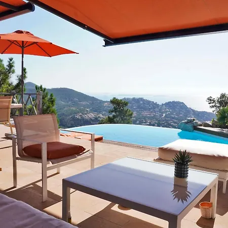 Semesterbostad Le Demi Siecle Mit Dem Schoensten Ausblick Der Cote D'azur By Riviera Homelife Management Théoule-sur-Mer
