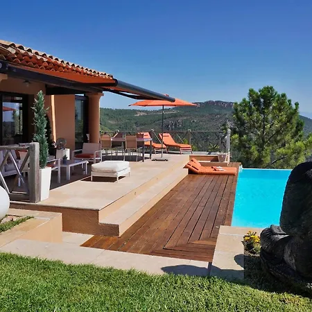 Le Demi Siecle Mit Dem Schoensten Ausblick Der Cote D'azur By Riviera Homelife Management Semesterbostad