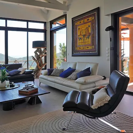 Le Demi Siecle Mit Dem Schoensten Ausblick Der Cote D'azur By Riviera Homelife Management Théoule-sur-Mer