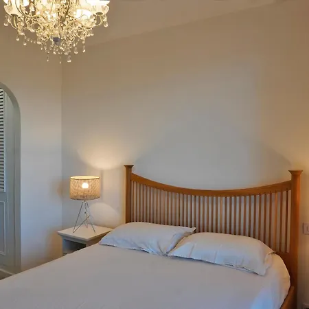 Le Demi Siecle Mit Dem Schoensten Ausblick Der Cote D'azur By Riviera Homelife Management Semesterbostad Théoule-sur-Mer
